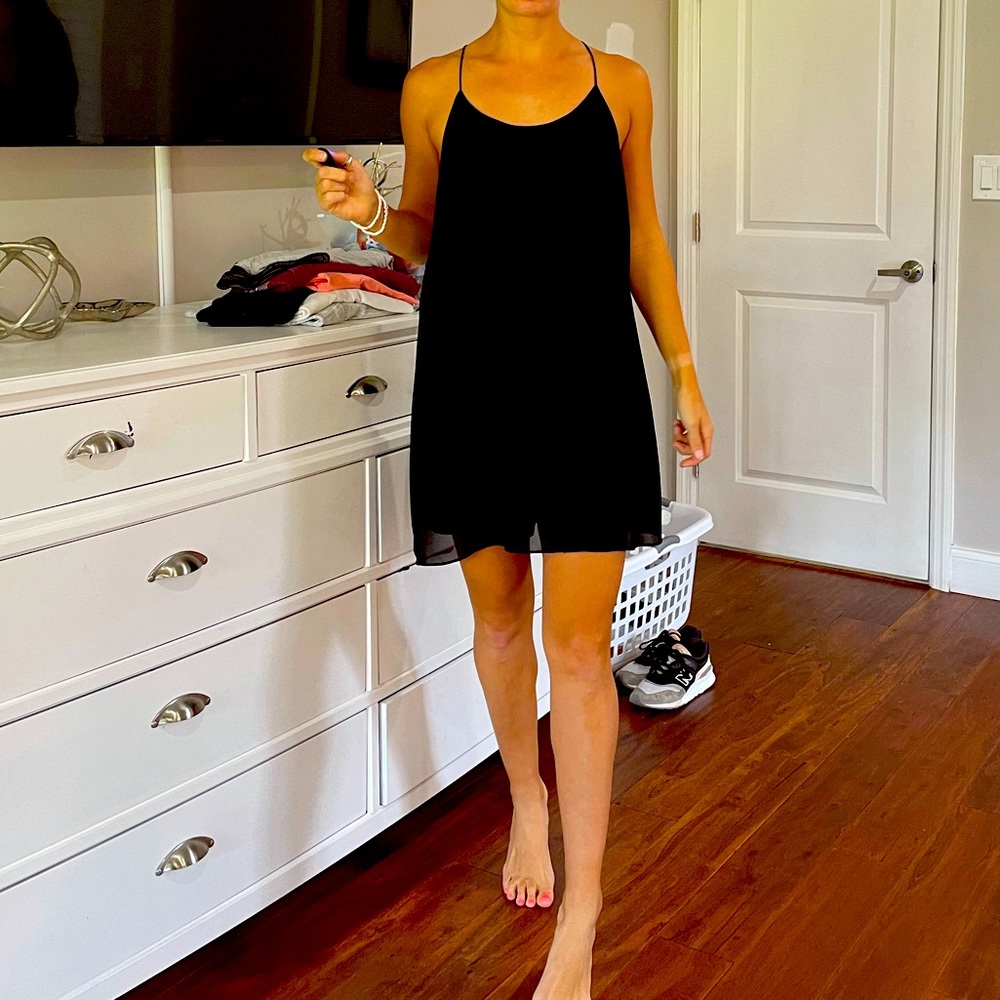 Simple black dress. Size S